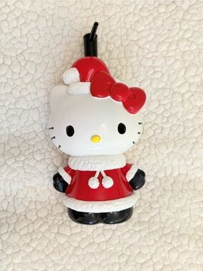 Hello Kitty Sanrio 12 oz Hello Kitty Santa Claus Soap Dispenser